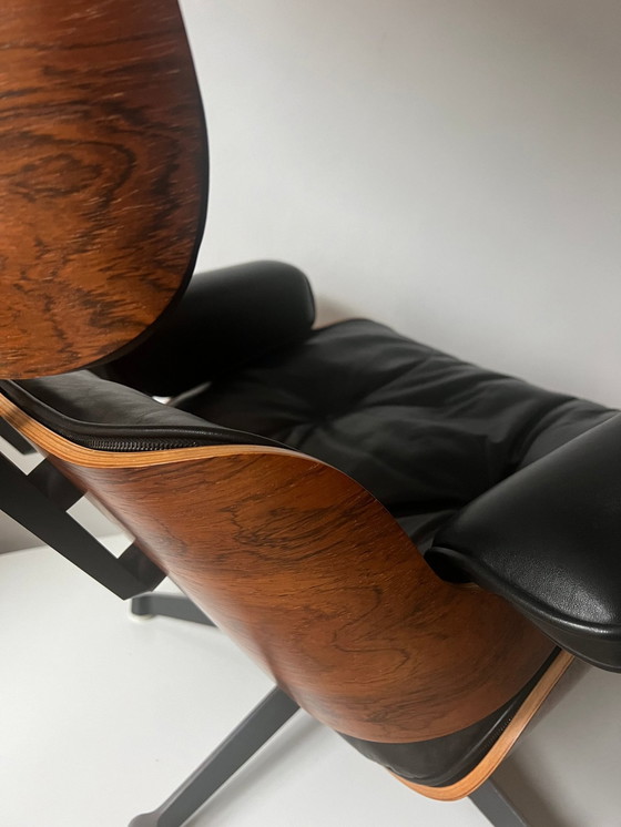 Image 1 of 1960S Herman Miller Loungestoel en Ottoman Set (2) - Ontwerp door Charles & Ray Eames