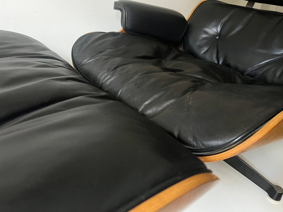 Image 1 of 1960S Herman Miller Loungestoel en Ottoman Set (2) - Ontwerp door Charles & Ray Eames