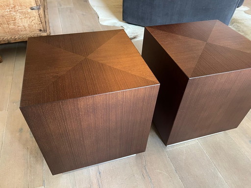 2x Minotti bijzettafels