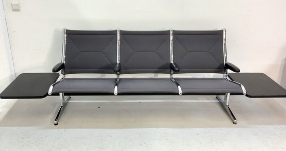 Image 1 of Herman Miller / Eames Tandem Sling Airport-zitbank