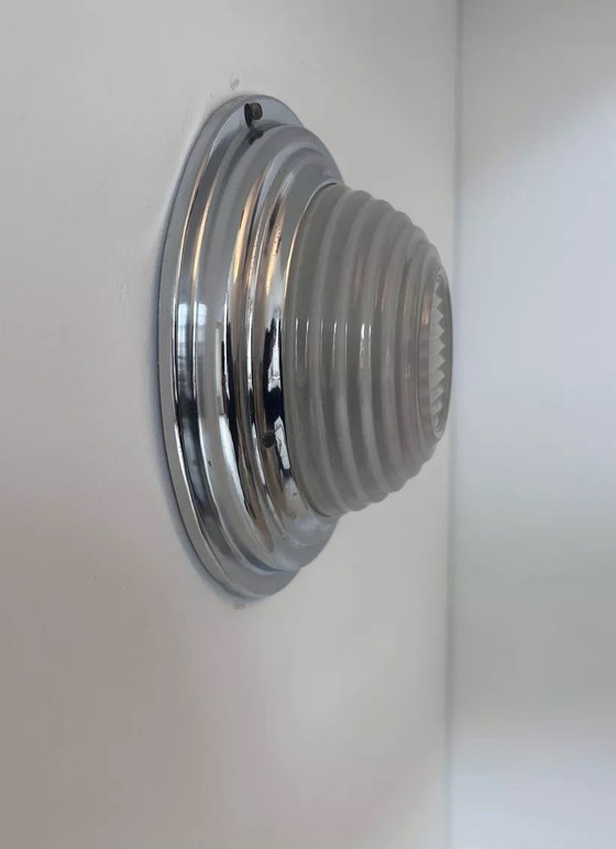 Image 1 of Vintage modernistische wandlamp, chroom en gezandstraald glas, Frankrijk 1930