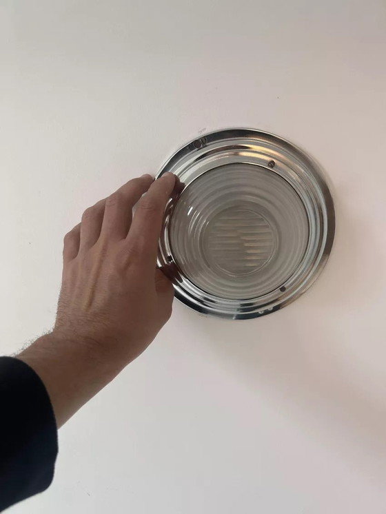 Image 1 of Vintage modernistische wandlamp, chroom en gezandstraald glas, Frankrijk 1930