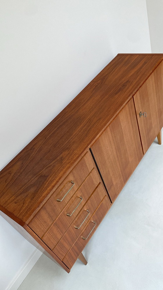 Image 1 of Vintage Houten Dressoir