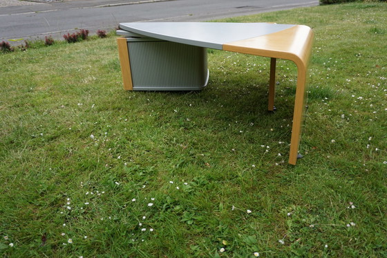 Image 1 of Leolux design tafel