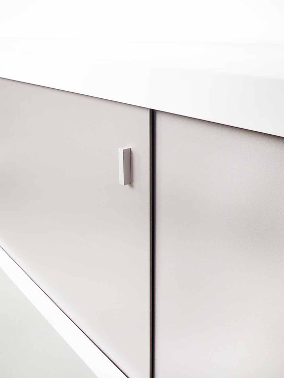 Image 1 of Behr Xl Hangend Dressoir Model 1730 door H. Brüning