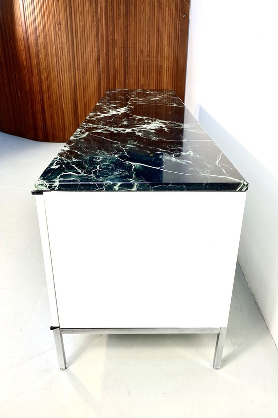 Image 1 of Florence Knoll Credenza dressoir