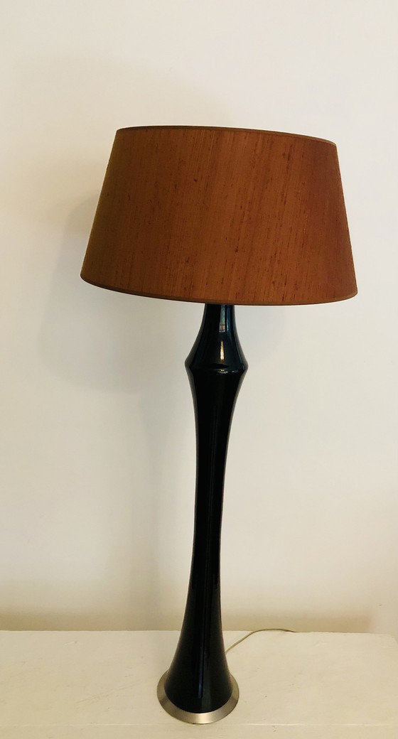 Image 1 of Zwarte Opaline lamp, jaren 50/60.