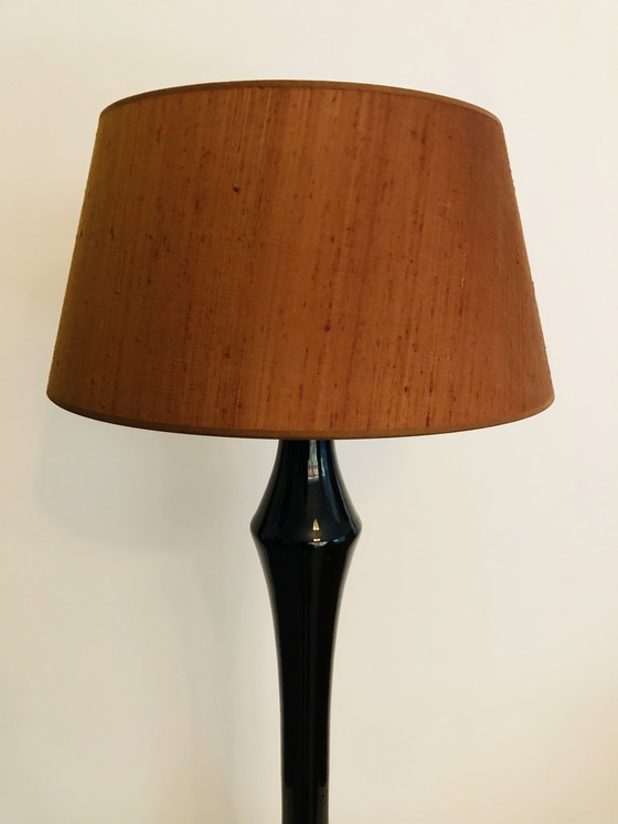 Image 1 of Zwarte Opaline lamp, jaren 50/60.