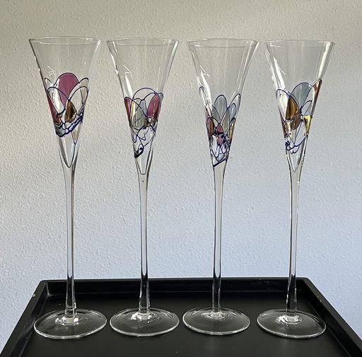 Set van 4 design champagne flutes