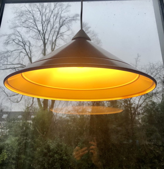 Image 1 of Conisch Metalen Hanglamp Bordeauxrood