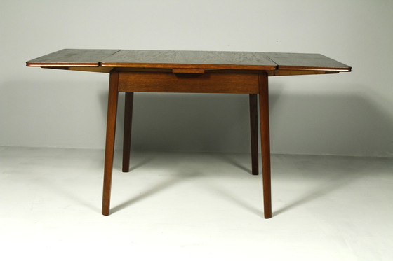 Image 1 of Uitschuifbare eettafel, Interier Praha, 1965