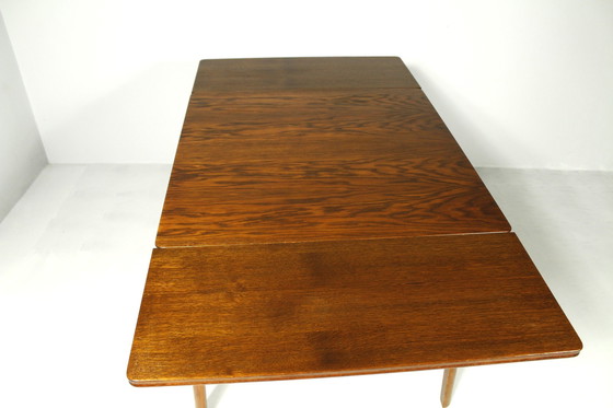 Image 1 of Uitschuifbare eettafel, Interier Praha, 1965