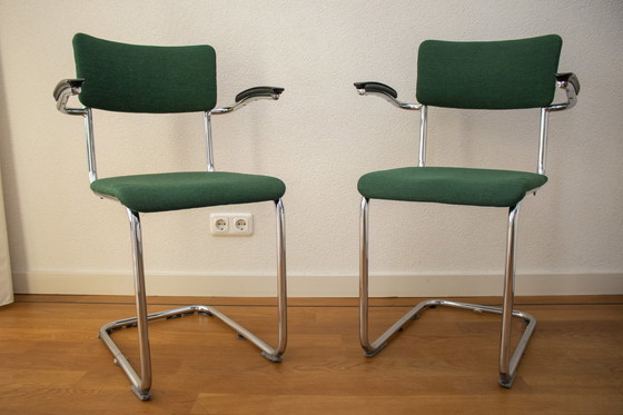 Image 1 of Groene Design Stoelen (Set Van 2)