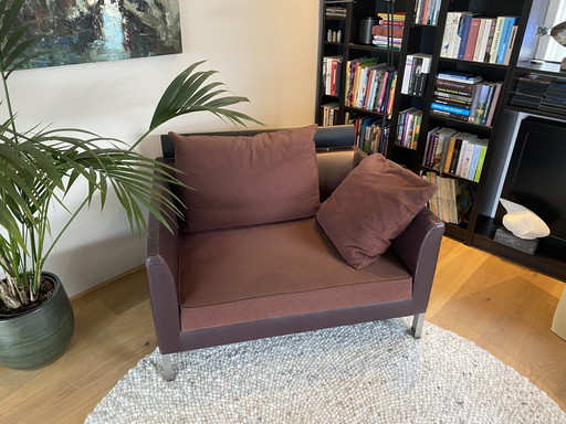 Montis axium loveseat