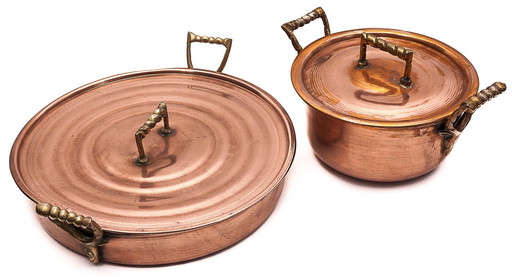 Paar koperen pannen
