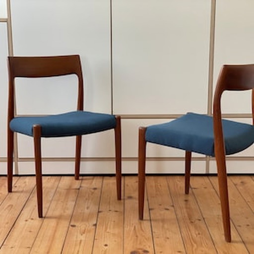 4x Niels Møller teakhouten stoelen