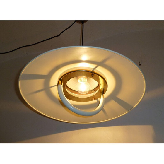 Image 1 of Vintage wit metalen, messing en glazen hanglamp, 1960