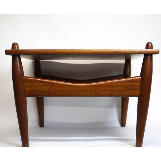 Image 1 of Mid-eeuwse scandinavische teak 272 salontafel van Illum Wikkelsø, 1950