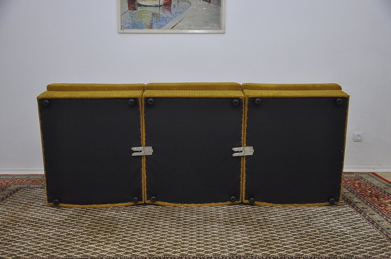 Image 1 of Gele ribfluwelen modulaire sofa, 1970S, set van 3