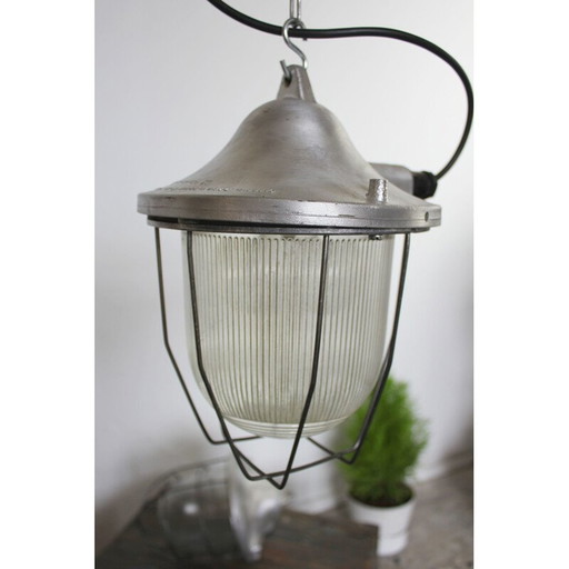 Vintage industriële lamp model C-200 van Polam Gdansk, 1960