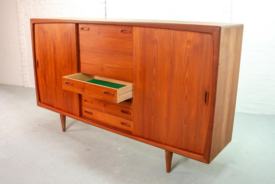 Image 1 of Grote Mid Century Deens design massief teak houten highboard, 1960