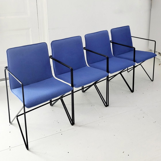 Image 1 of 4x Postmoderne blauwe stoelen