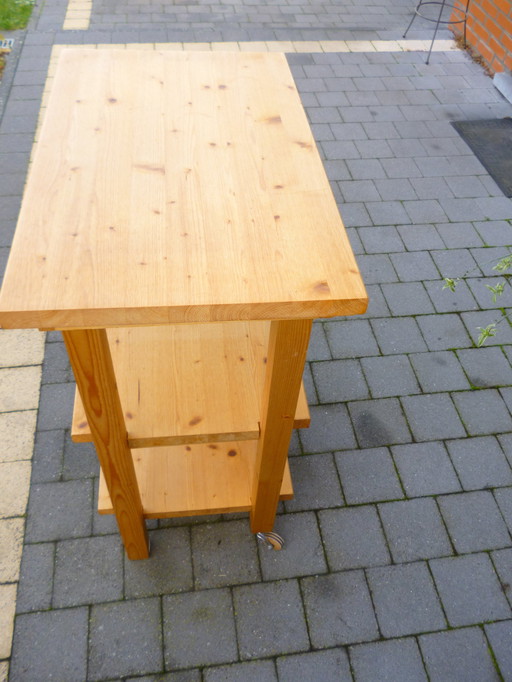 Houten Trolley