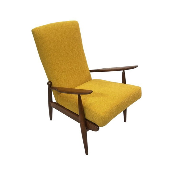 Image 1 of Vintage fauteuil in walnoothout en gele stof, Engeland 1960
