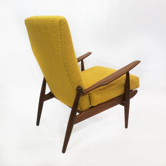 Image 1 of Vintage fauteuil in walnoothout en gele stof, Engeland 1960