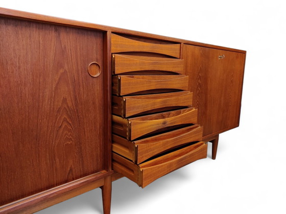 Image 1 of Deens teak dressoir Model 29A van Arne Vodder voor Sibast