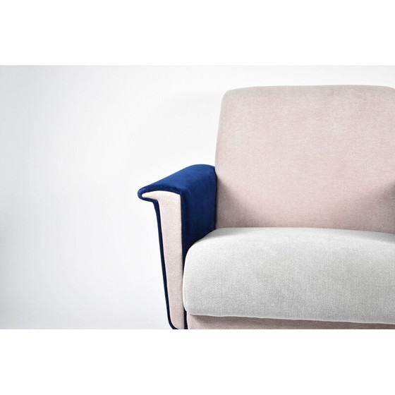 Image 1 of Vintage armstoel zwaan driekleurig fluweel, 1960