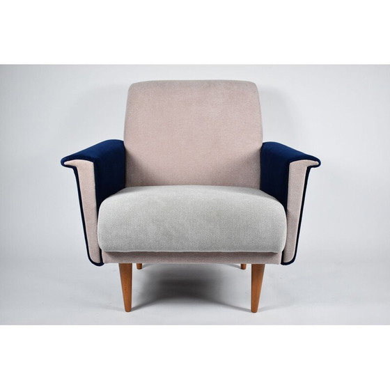 Image 1 of Vintage armstoel zwaan driekleurig fluweel, 1960