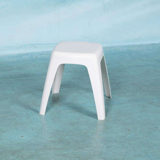 Image 1 of Space age kruk seventies, minimalist organic shaped stool