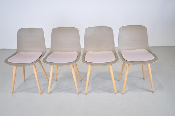 Image 1 of 7x Lammhults Grade chair