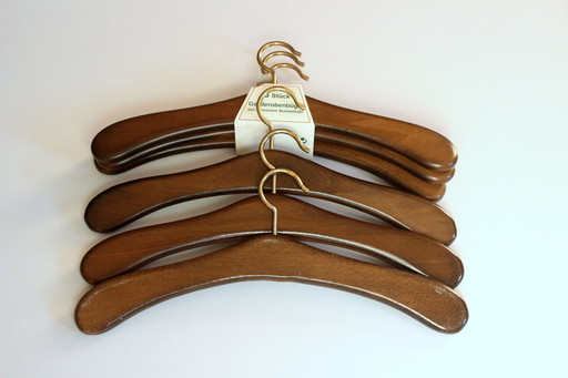 6 hoogwaardige kleerhangers van massief beukenhout met messing hangers - Vintage