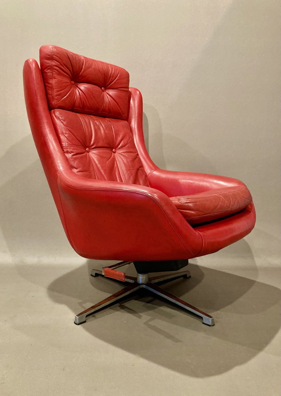 Image 1 of Design leren fauteuil uit 1950.