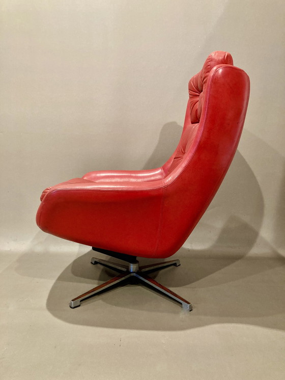 Image 1 of Design leren fauteuil uit 1950.