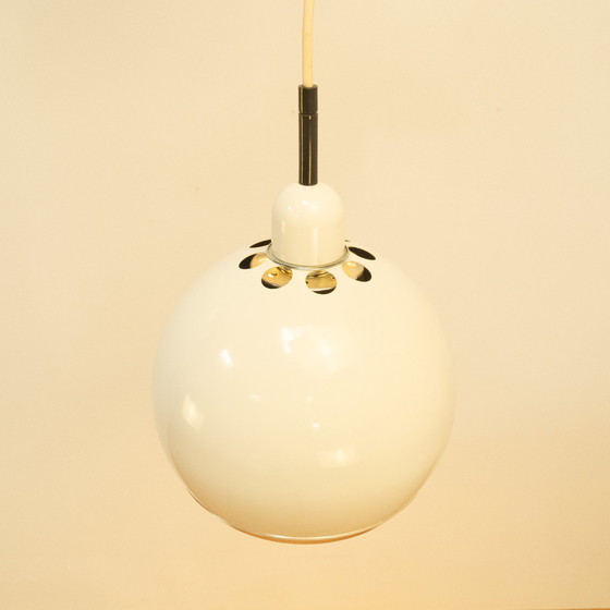 Image 1 of bollamp, wit gelakt metaal, 1970