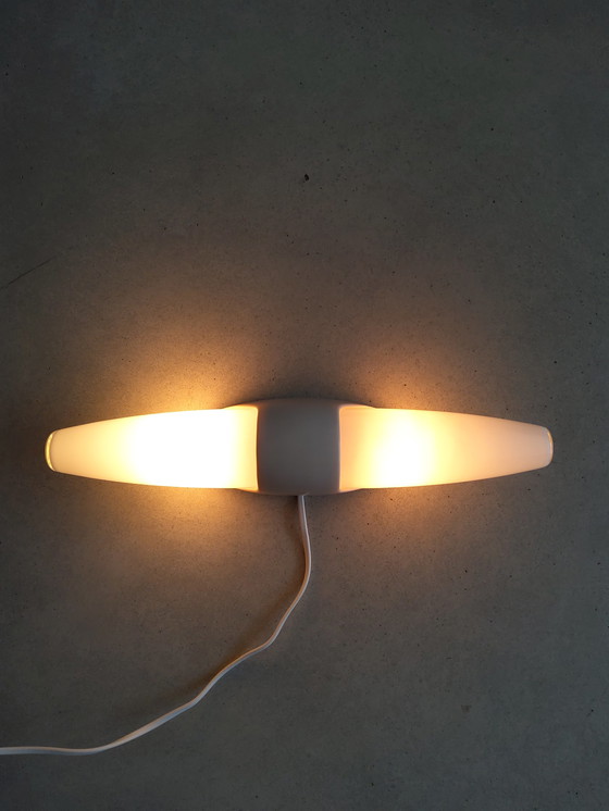 Image 1 of Bo-Niko vintage bakelieten badkamer wandlamp