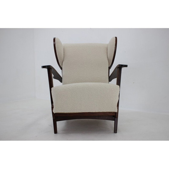 Image 1 of Vintage Wing fauteuil in beukenhout en krulwol, Tsjecho-Slowakije 1940