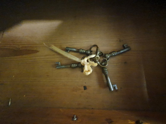 Image 1 of Commode met 4 laden Elzas Laat 19e eeuw