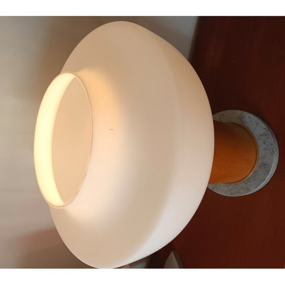 Image 1 of Vintage bureaulamp in opalineglas en hout, 1970