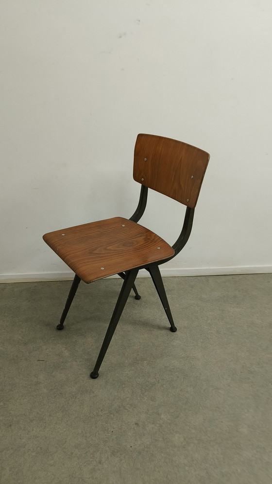 Image 1 of Industriële Vintage Kinderstoel Schoolstoel In Stijl Friso Kramer Marko 