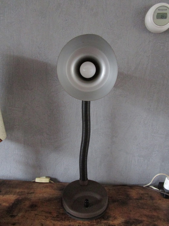 Image 1 of Grote Vintage Herda Bureaulamp, Bruin, Dutch Design Tafellamp, Retro, Ruimtetijdperk