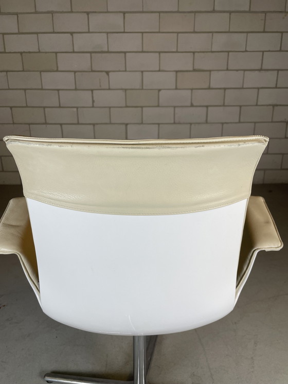 Image 1 of Walter Knoll Fk 6725 Tulip Chair