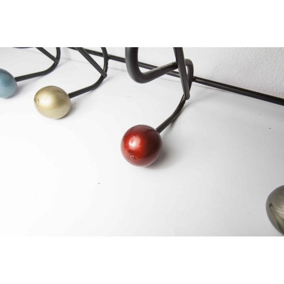 Image 1 of Vintage wandkapstok 5 ballen 1960