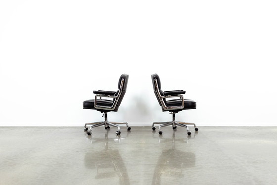 Image 1 of 1x Eames ES104 lobbystoelen