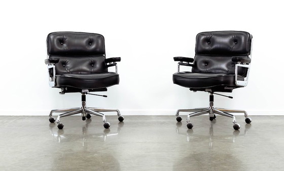 Image 1 of 1x Eames ES104 lobbystoelen