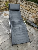 Postmoderne Duitse chaise longue van zwart leer en chroom