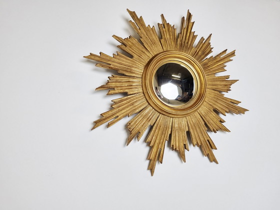 Image 1 of Vintage grote gouden sunburst spiegel